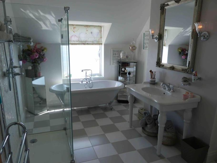Amazing Sea Views And Much More…. Apartamento Broadstairs Exterior foto
